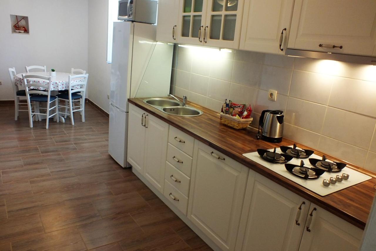 Holiday Home Tuta Polaca Ngoại thất bức ảnh