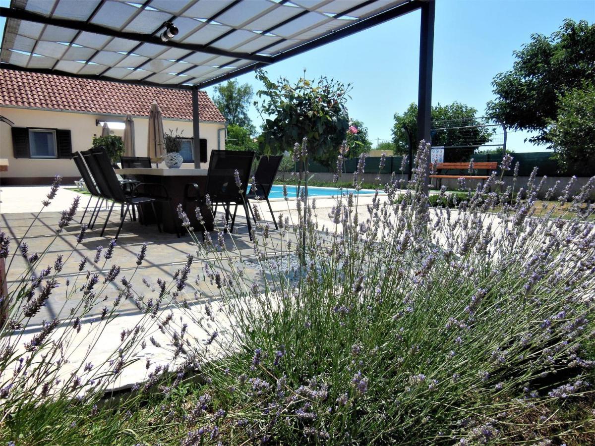Holiday Home Tuta Polaca Ngoại thất bức ảnh